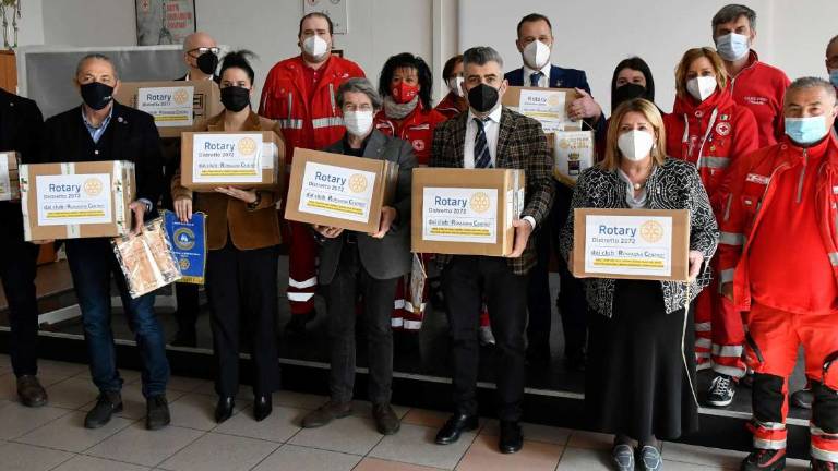 Forlì, la Croce Rossa si muove per i profughi Forlì, la Croce Rossa si muove per i profughi