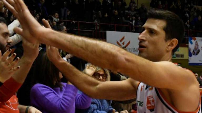 Basket A2, Unieuro-Vanoli: la gara speciale di Cinciarini Basket A2, Unieuro-Vanoli: la gara speciale di Cinciarini
