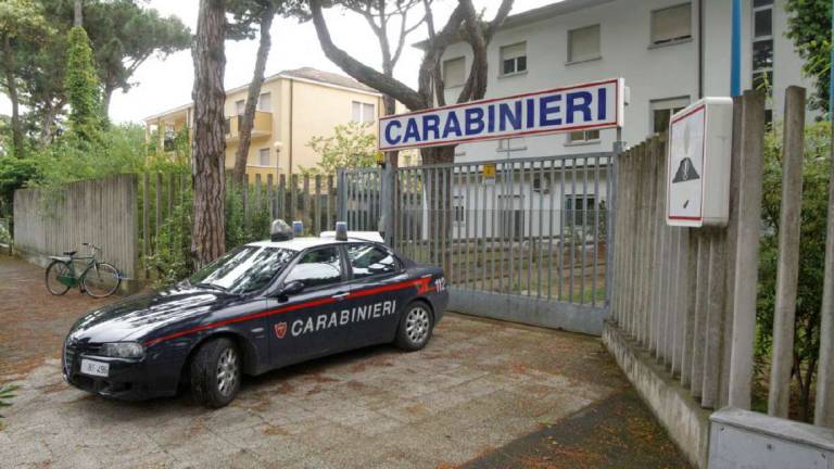 Cervia, più di 3000 euro in banconote false: 5 arrestati Cervia, più di 3000 euro in banconote false: 5 arrestati
