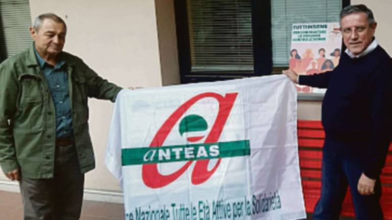 Cesena, pensionati in aiuto a 70 alunni figli di famiglie povere Cesena, pensionati in aiuto a 70 alunni figli di famiglie povere