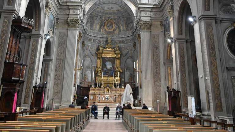 Forlì. Riaperto il Carmine ma per le messe si procede con cautela Forlì. Riaperto il Carmine ma per le messe si procede con cautela