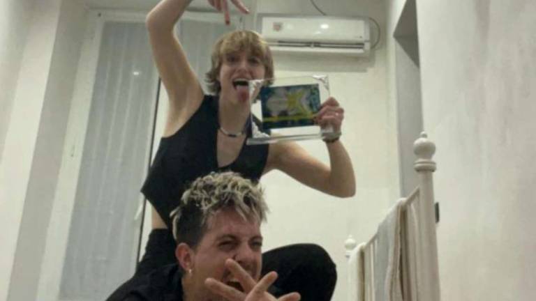 Forlì, la cantante Monnaelisa ad un passo dalla finale per Sanremo Forlì, la cantante Monnaelisa ad un passo dalla finale per Sanremo