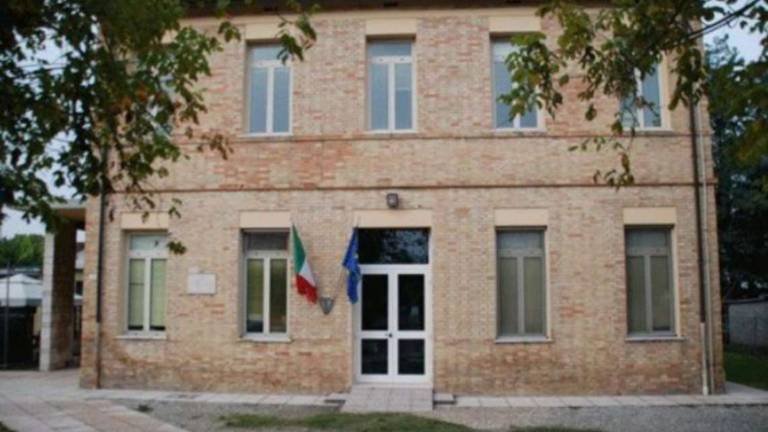 Ravenna, Madonna dell'Albero si mobilita per salvare la scuola Ravenna, Madonna dell'Albero si mobilita per salvare la scuola