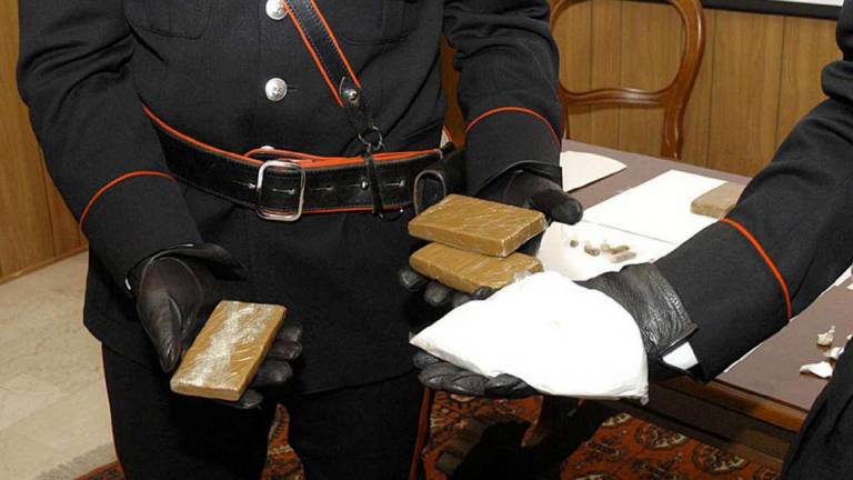 Rimini. 12 chili di droga sequestrata, potrebbe essere Crystal Meth Rimini. 12 chili di droga sequestrata, potrebbe essere Crystal Meth
