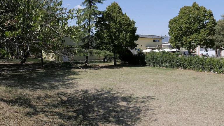 Imola. Skate park e giochi per bambini al centro sociale La stalla Imola. Skate park e giochi per bambini al centro sociale La stalla