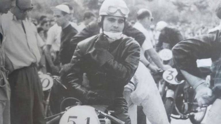 Covid: morto l'ex pilota Domeniconi, lutto a Cesena e nel motociclismo Covid: morto l'ex pilota Domeniconi, lutto a Cesena e nel motociclismo