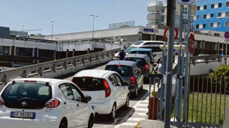 Rimini. Covid, i tamponi fai da te vanno a ruba Rimini. Covid, i tamponi fai da te vanno a ruba