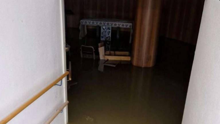 Forlì. L'alluvione a Villa Serena, salvata dalla chiesina Forlì. L'alluvione a Villa Serena, salvata dalla chiesina