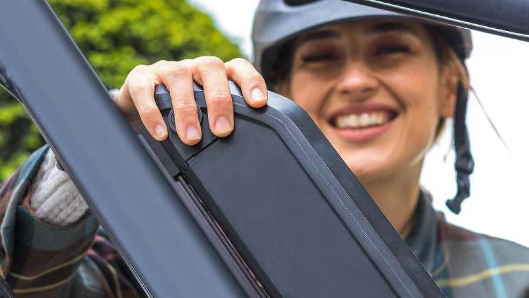 La e-bike cambia le abitudini soprattutto delle donne La e-bike cambia le abitudini soprattutto delle donne