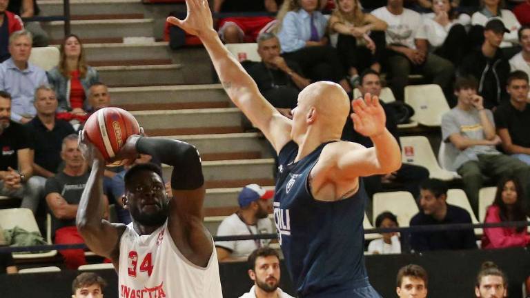 Basket A2, RivieraBanca pareggia con la Fortitudo Basket A2, RivieraBanca pareggia con la Fortitudo