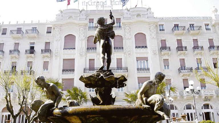 Rimini, Grand Hotel, lavori in corso: Diamo un tocco di cipria Rimini, Grand Hotel, lavori in corso: Diamo un tocco di cipria
