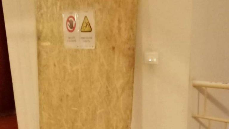 Imola, sola col figlio disabile. Abbandonati dai servizi sociali Imola, sola col figlio disabile. Abbandonati dai servizi sociali