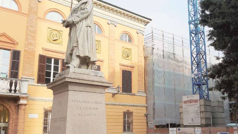 Cesena, cinema in biblioteca: lavori quasi finiti e superproiettore Cesena, cinema in biblioteca: lavori quasi finiti e superproiettore
