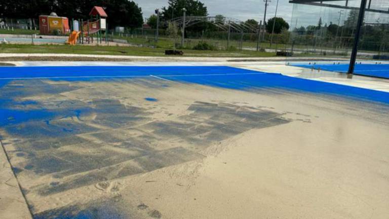 Cesena, l'alluvione danneggia uno dei nuovi campi da padel di Ronta VIDEO Cesena, l'alluvione danneggia uno dei nuovi campi da padel di Ronta VIDEO