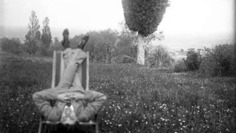 Faenza, recuperate 350 foto dell'artista Nonni. Mostra al via Faenza, recuperate 350 foto dell'artista Nonni. Mostra al via