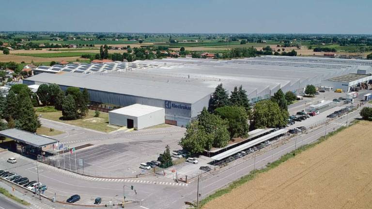 Forlì. Electrolux: calo vendite, chiesti contratti di solidarietà Forlì. Electrolux: calo vendite, chiesti contratti di solidarietà