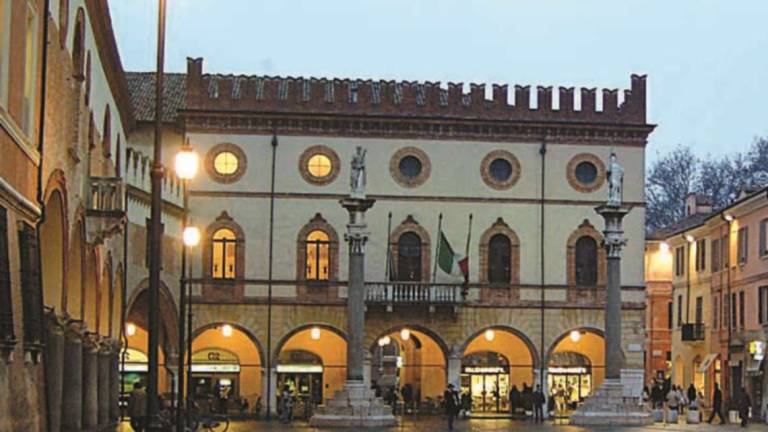 Ravenna, il Comune alza le tasse e porta l'Irpef al massimo Ravenna, il Comune alza le tasse e porta l'Irpef al massimo