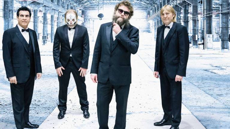 Gli Extraliscio presentano il loro nuovo doppio album Gli Extraliscio presentano il loro nuovo doppio album