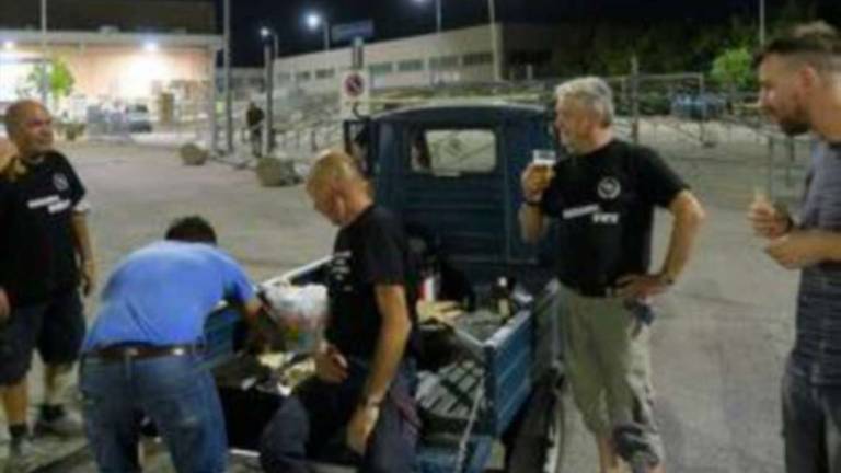 Cesenatico, due giorni di festa di Chi Burdél per il piccolo Ilyas Cesenatico, due giorni di festa di Chi Burdél per il piccolo Ilyas