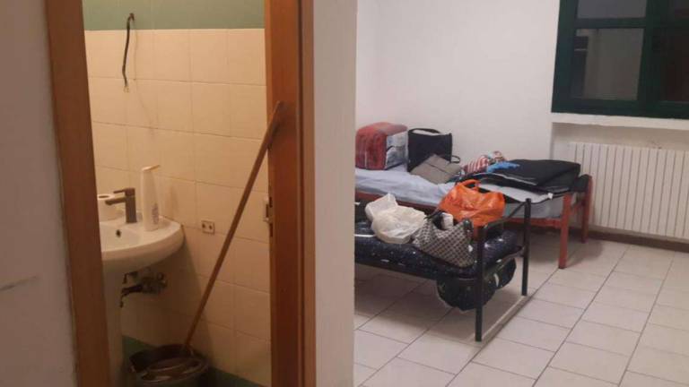 Gli ucraini vogliono tornare a Rimini: Trasferiti in posti isolati Gli ucraini vogliono tornare a Rimini: Trasferiti in posti isolati