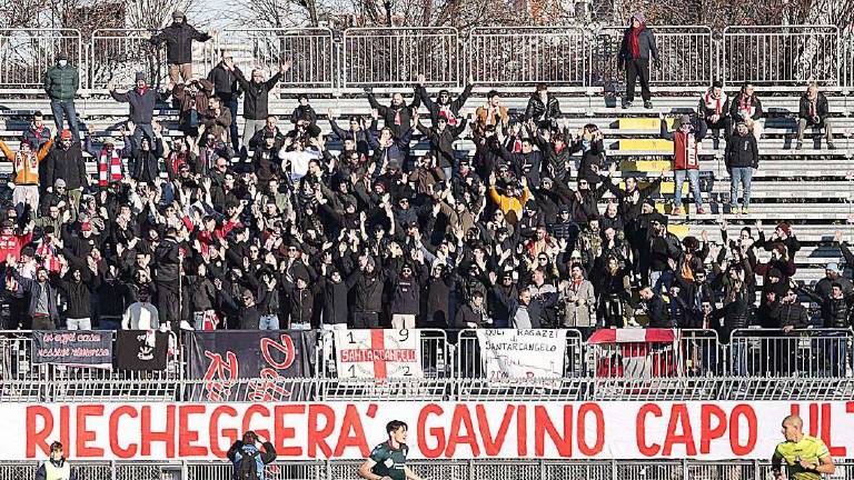 Rimini saluta Gavino il super tifoso scomparso Rimini saluta Gavino il super tifoso scomparso