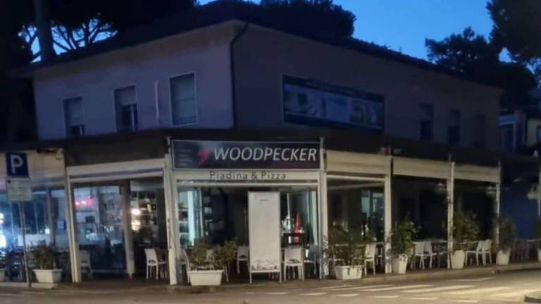 Cervia, addio allo storico bar Barbanti. Al suo posto un residence Cervia, addio allo storico bar Barbanti. Al suo posto un residence