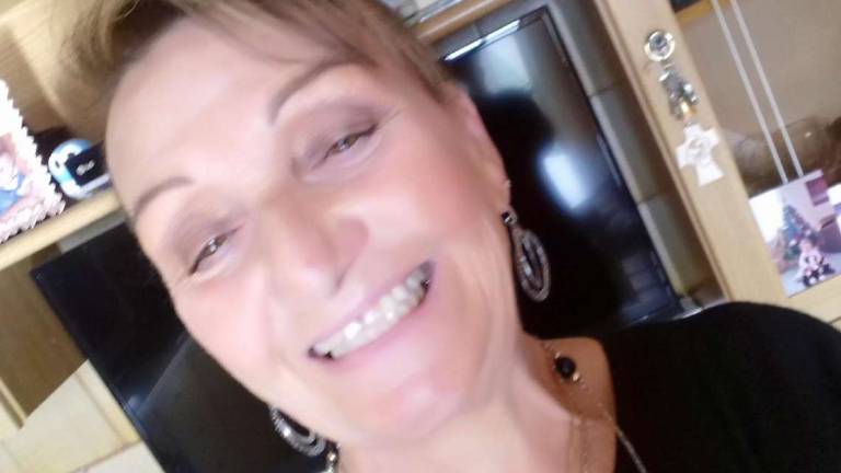 Uccisa a Bellaria, il dolore della figlia: Mille domande senza una risposta, ciao mamma Uccisa a Bellaria, il dolore della figlia: Mille domande senza una risposta, ciao mamma