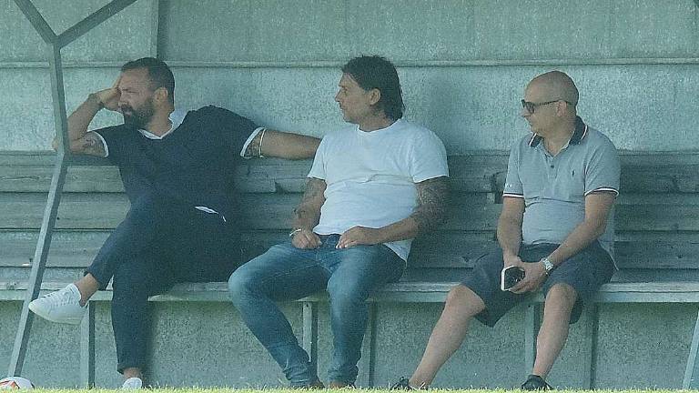 Calcio D, Tanasa si presenta al Rimini segnando da metà campo Calcio D, Tanasa si presenta al Rimini segnando da metà campo