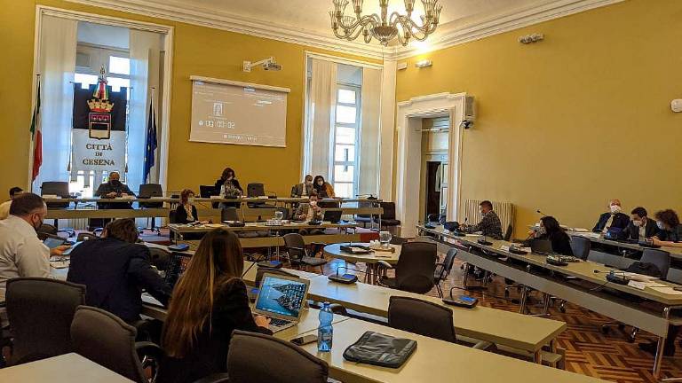 Cesena, la scelta su come spendere 9 milioni spacca il Consiglio Cesena, la scelta su come spendere 9 milioni spacca il Consiglio