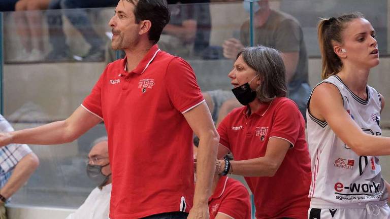 Basket A1 donne, Faenza sulle tracce di Cupido e Llorente Basket A1 donne, Faenza sulle tracce di Cupido e Llorente