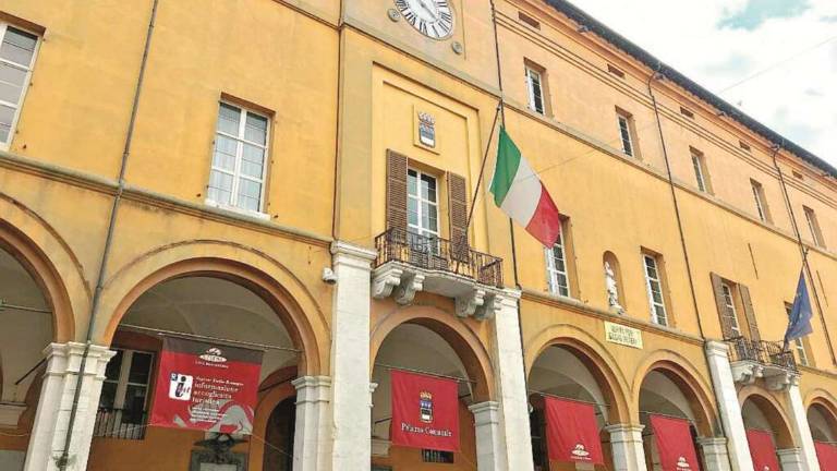 Cesena, in Comune orari flessibili e smart working contro il Covid Cesena, in Comune orari flessibili e smart working contro il Covid