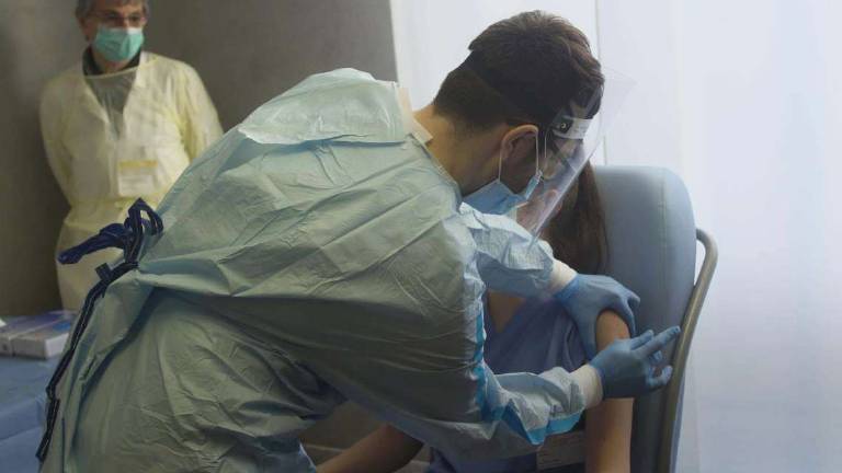 Coronavirus, quasi 5000 nuovi casi ma anche 4500 guariti Coronavirus, quasi 5000 nuovi casi ma anche 4500 guariti