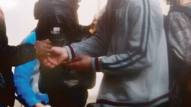 Rimini, padre denuncia e fa arrestare il pusher del figlio Rimini, padre denuncia e fa arrestare il pusher del figlio