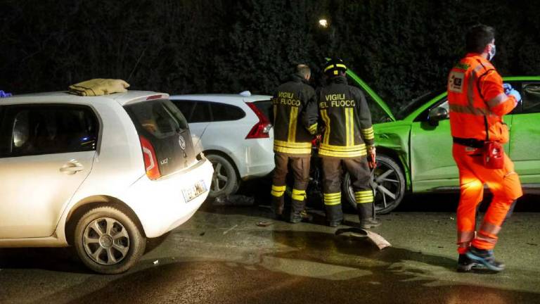 Ravenna, tamponamento in via Trieste: 3 feriti Ravenna, tamponamento in via Trieste: 3 feriti