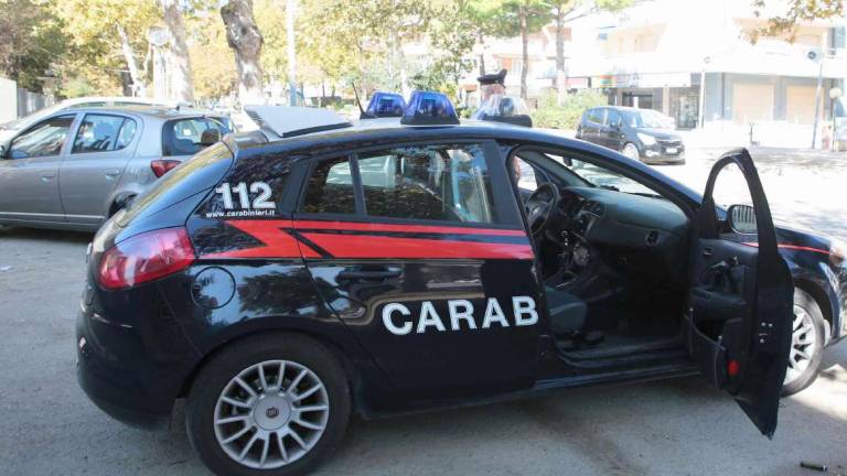 Forlì, sventata maxi-frode ad anziana: aveva già consegnato 100mila euro a una truffatrice Forlì, sventata maxi-frode ad anziana: aveva già consegnato 100mila euro a una truffatrice
