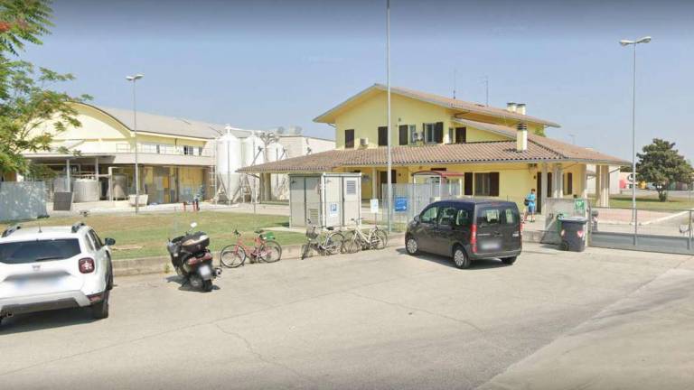 Cesena: puzza dall'azienda e scontro legale sui social network Cesena: puzza dall'azienda e scontro legale sui social network