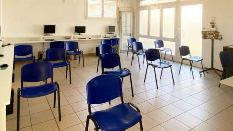 Gli insegnanti di scuola guida a Cesena chiedono il vaccino Gli insegnanti di scuola guida a Cesena chiedono il vaccino