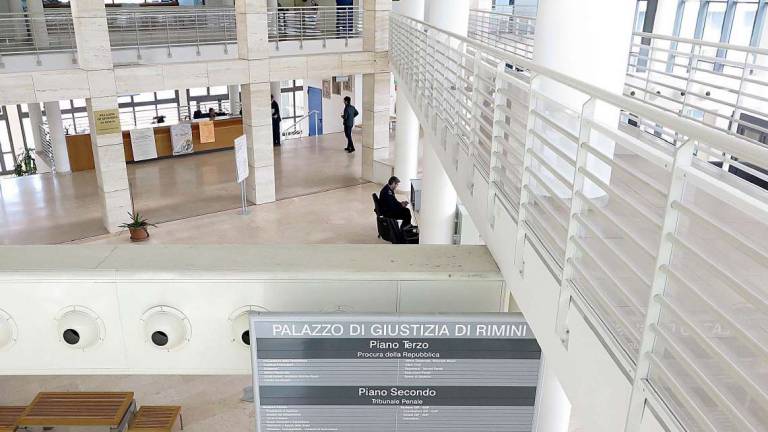 Riccione. Travolto da auto, perde una gamba e chiede 2 milioni Riccione. Travolto da auto, perde una gamba e chiede 2 milioni