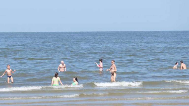 Al mare in Romagna senza limiti: tutta la riviera torna balneabile Al mare in Romagna senza limiti: tutta la riviera torna balneabile