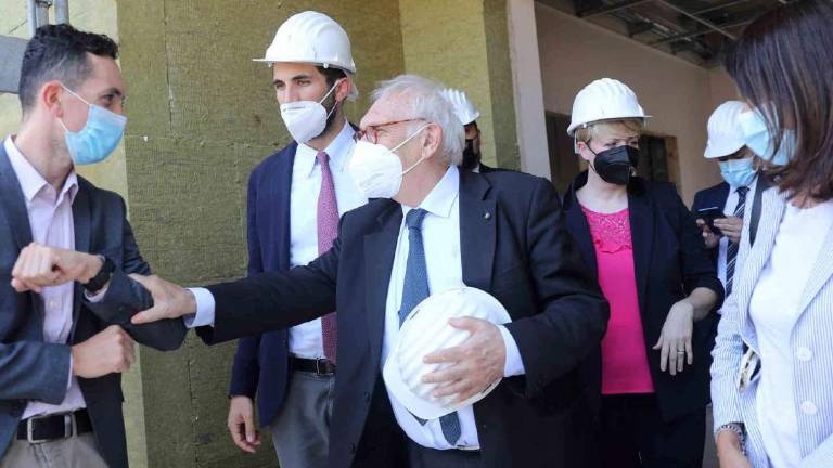 Cesena, anche la scuola appena rinnovata colpita dall'alluvione Cesena, anche la scuola appena rinnovata colpita dall'alluvione