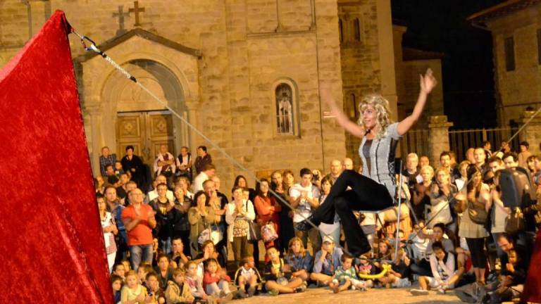 Spettacoli dal vivo, 350mila euro a Santa Sofia e Forlì Spettacoli dal vivo, 350mila euro a Santa Sofia e Forlì