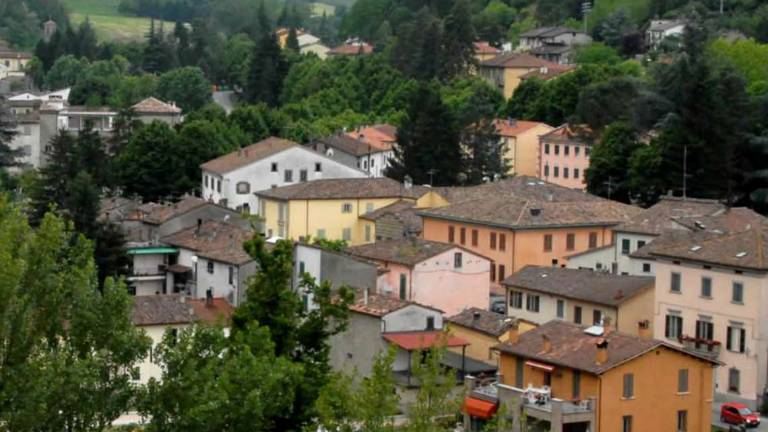 Forlì, l'appello dei sindaci: Salviamo le scuole di montagna Forlì, l'appello dei sindaci: Salviamo le scuole di montagna