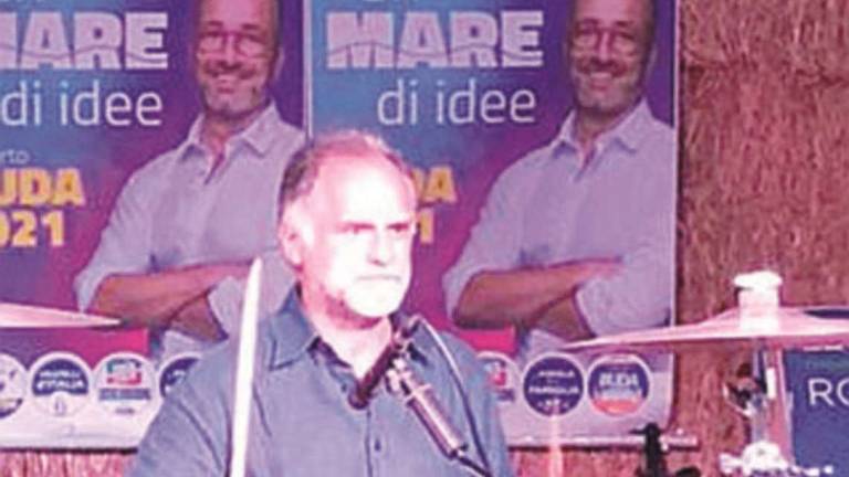 Cesenatico, Buda apre a suon di frecciate la sfida elettorale Cesenatico, Buda apre a suon di frecciate la sfida elettorale