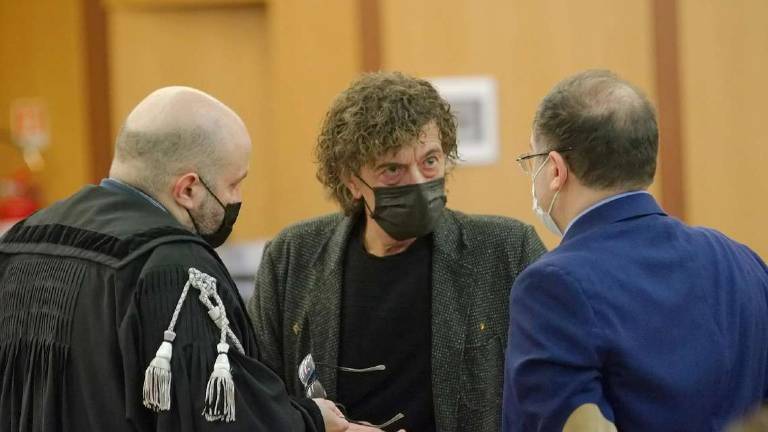 Ravenna, sms al teste del caso Minguzzi: non fu minaccia, assolto Ravenna, sms al teste del caso Minguzzi: non fu minaccia, assolto