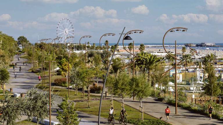 Rimini. Concessioni, il Comune: così riqualifichiamo la spiaggia Rimini. Concessioni, il Comune: così riqualifichiamo la spiaggia