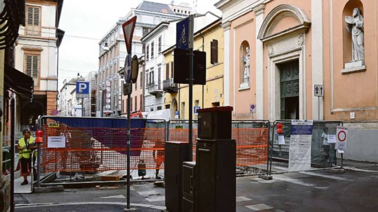 Forlì. Lavori in corso della Repubblica: negozianti fiduciosi Forlì. Lavori in corso della Repubblica: negozianti fiduciosi