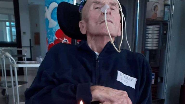 Tentò di uccidere l'anziano compagno, condannata a 10 anni Tentò di uccidere l'anziano compagno, condannata a 10 anni