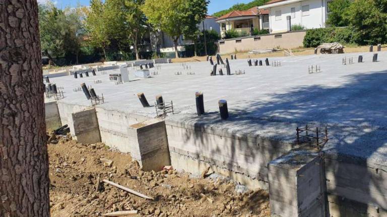 Riccione. La scuola Panoramica slitta a giugno Riccione. La scuola Panoramica slitta a giugno