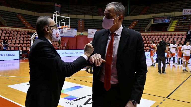 Basket A2, Pasquali: L'Unieuro ha bisogno di tempo Basket A2, Pasquali: L'Unieuro ha bisogno di tempo