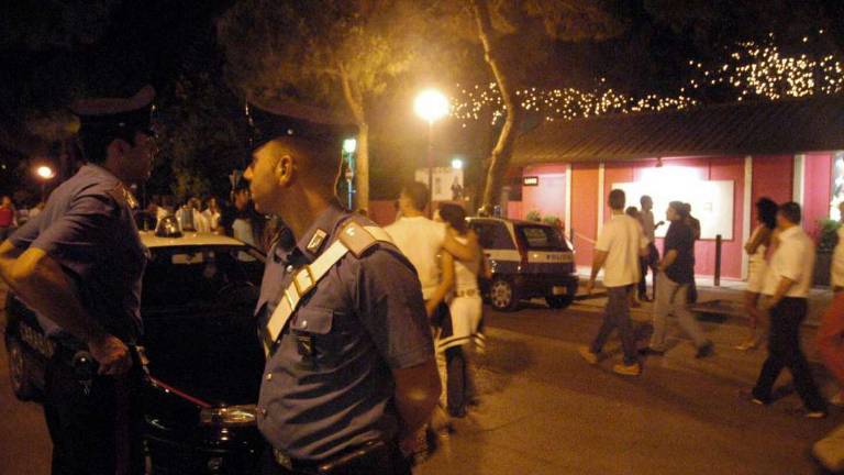 Marina di Ravenna, catenine strappate in disco: rapinato 19enne consigliere comunale di Sogliano Marina di Ravenna, catenine strappate in disco: rapinato 19enne consigliere comunale di Sogliano